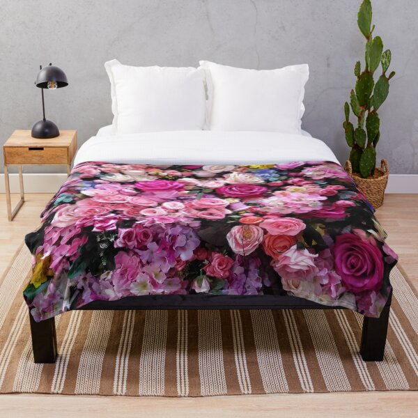 Artikelvorschau, Rosa und rote Rosen entworfen und verkauft von MyInspiredPrint.