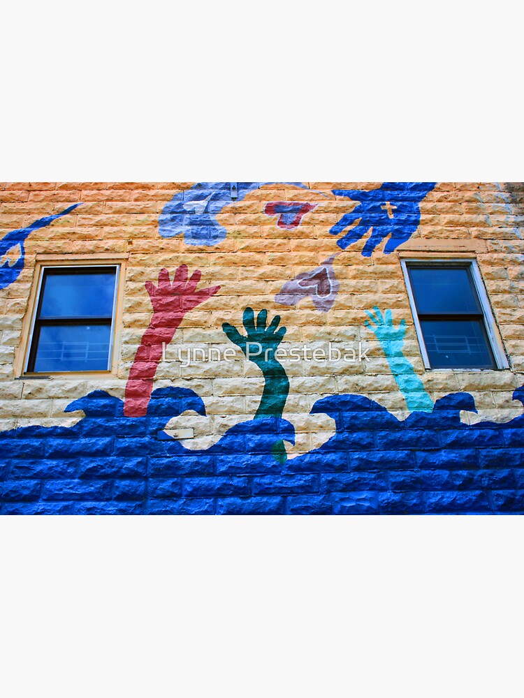 "Throw your hands up to the sky and scream out loud "I'm free