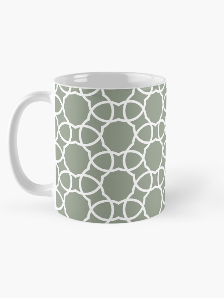 Aperçu 5 sur 6. Mug à café avec l'œuvre Mid-tone Green and White Petal Shape Tile Pattern Pairs Benjamin Moore 2022 Popular Color High Park 467 - Colour Trends - Shades - Hues créée et vendue par ColorOfTheYears.