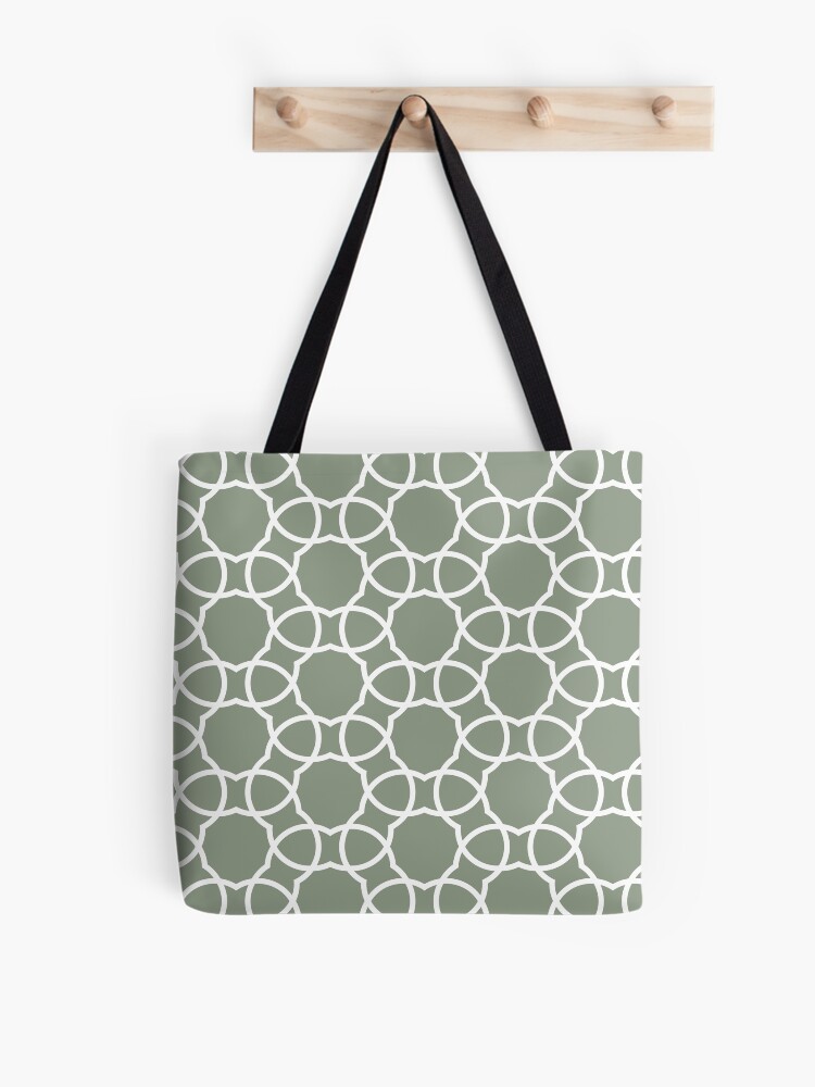 Thumbnail 1 von 2, Stofftasche, Mid-tone Green and White Petal Shape Tile Pattern Pairs Benjamin Moore 2022 Popular Color High Park 467 - Colour Trends - Shades - Hues designt und verkauft von ColorOfTheYears.