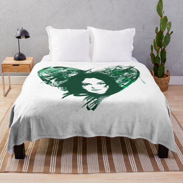 Item preview, Bellucci green heart designed and sold by McLellanJohnson.
