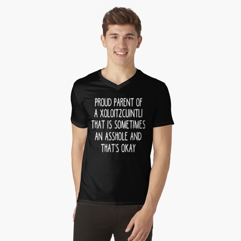 Vista previa del artículo con la obra «Camiseta de cuello en V», diseñado y vendido por clickmostro.