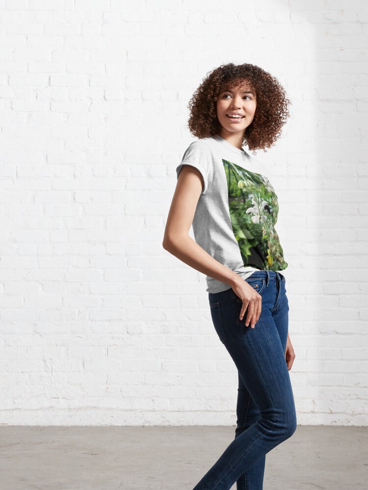 Alternative Ansicht von Holzbiene in Salbei-Blüte Classic T-Shirt