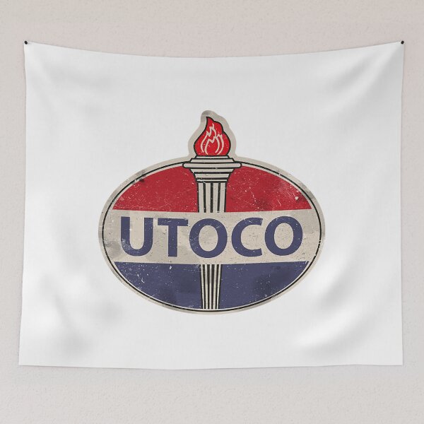Artikelvorschau, Oil And Gas T-ShirtUtoco Gas 1946 vintage sign entworfen und verkauft von JoshuaRichard.