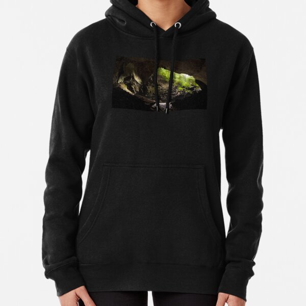 Deer cave gunung mulu national park Pullover Hoodie