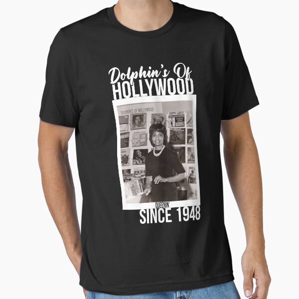 DOH Ruth - Queenin Essential T-Shirt