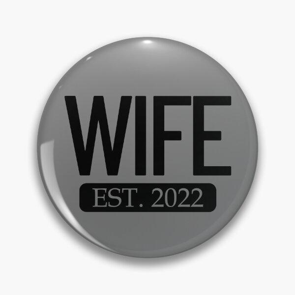 Artikelvorschau, Wife Est. 2022 Matching Couple Newlywed Married 2022 Gear entworfen und verkauft von DynamicDesign.
