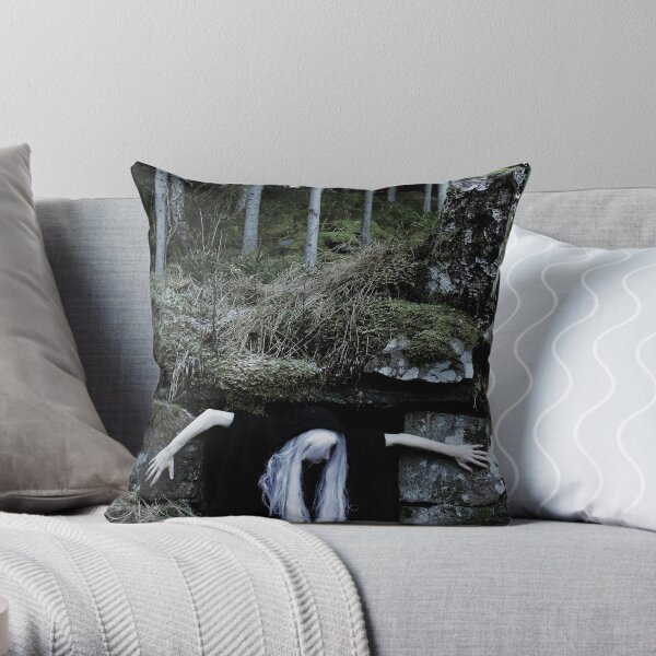 Return Of Winter II Throw Pillow