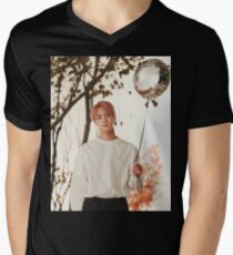 Jin Men's V-Neck T-Shirt