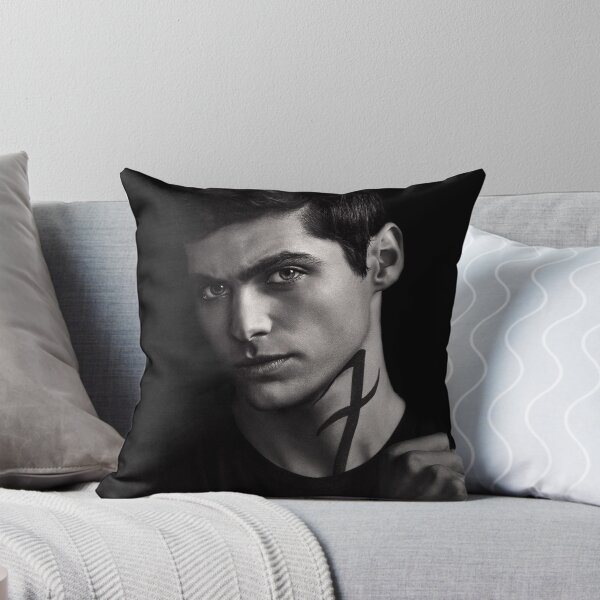 Aperçu de l'œuvre Alec Lightwood S2 créée et vendue par OUaTPreachers.