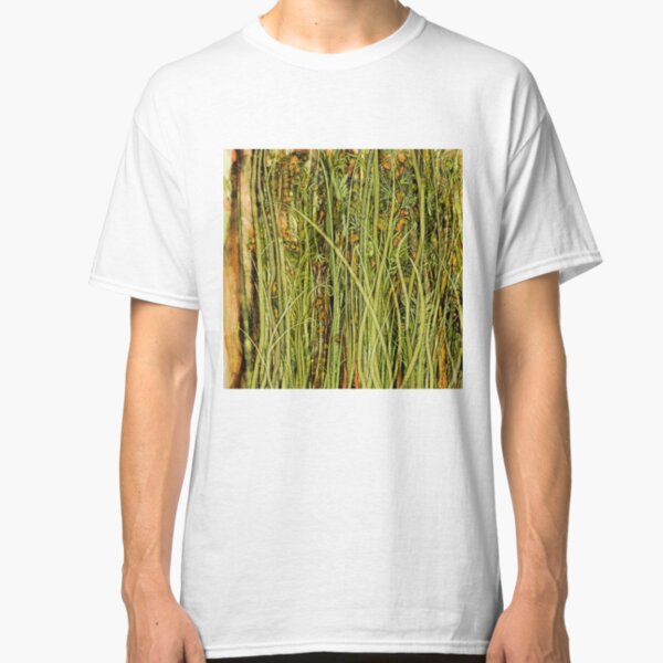 Qualia's Grass (Antique Yellow) Classic T-Shirt