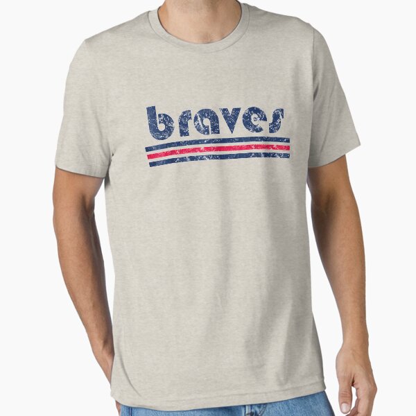 Vista previa del artículo con la obra «Vintage Braves Retro Three Stripe Weathered Hombres _ Mujeres», diseñado y vendido por nchofoloss.