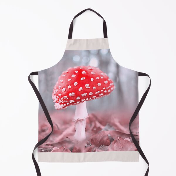 Artikelvorschau, Misty Woodland Fliegenpilz entworfen und verkauft von Alisonchambers2.