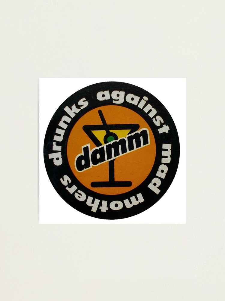 &amp;quot;Betrunkene gegen verrückte Mütter, Retro-Skateboard-T-Shirt-Design ...