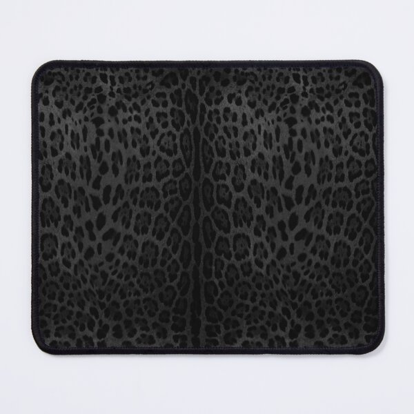 Vista previa del artículo con la obra «Piel negra con estampado de leopardo», diseñado y vendido por MCMXCV-PROJECT.