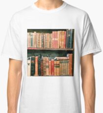 Antike Buchbindungen Classic T-Shirt