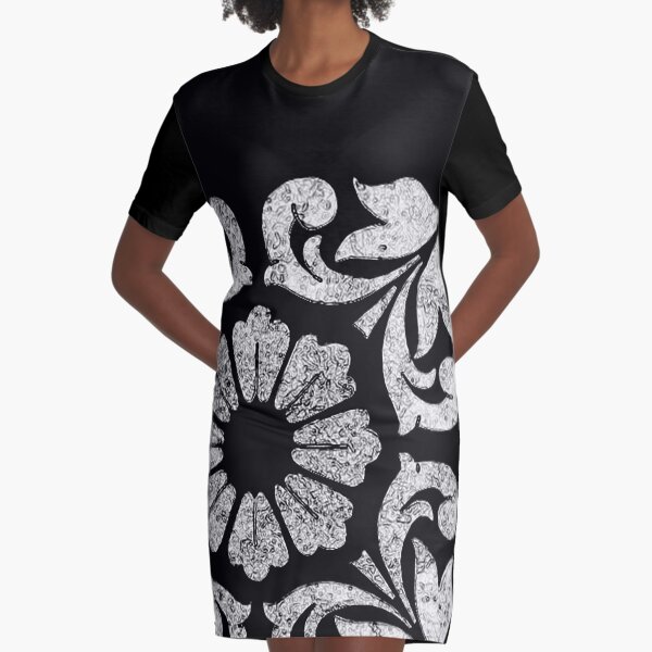 Carving BLACK and WHITE Graphic T-Shirt Dress