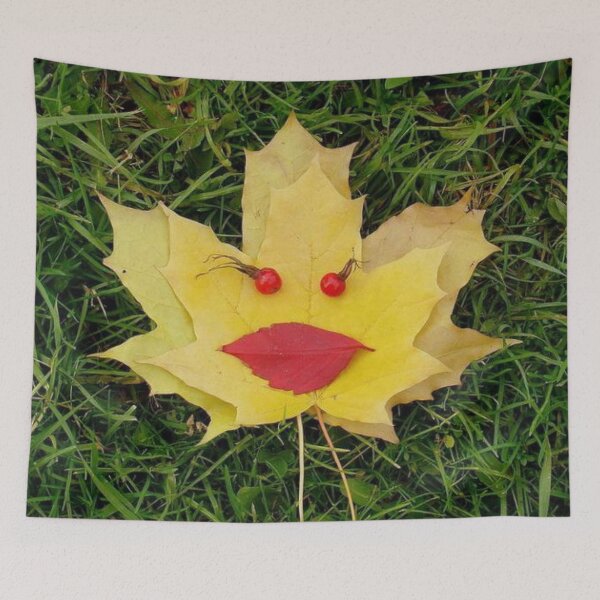 Item preview, El otoño es una de las estaciones maravillosas. designed and sold by Umiska.