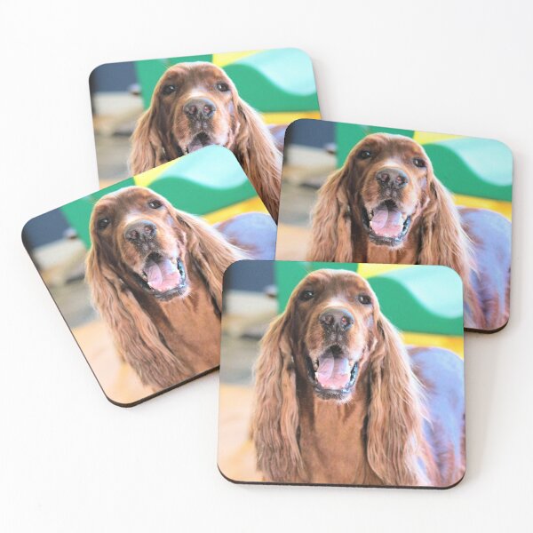 Item preview, Setter irlandés feliz designed and sold by Mythen.