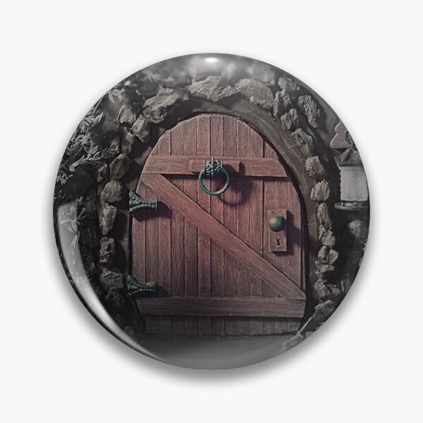 Artikelvorschau, Fantasy Little Elf Door Focal Schwarz-Weiß entworfen und verkauft von JariHawk.