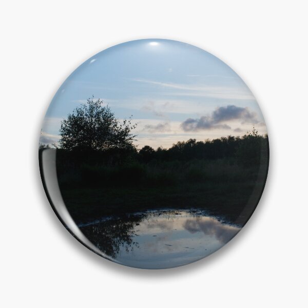 Artikelvorschau, Dusk at Bluegate Pond, Wimbledon  entworfen und verkauft von RumRagephotos.