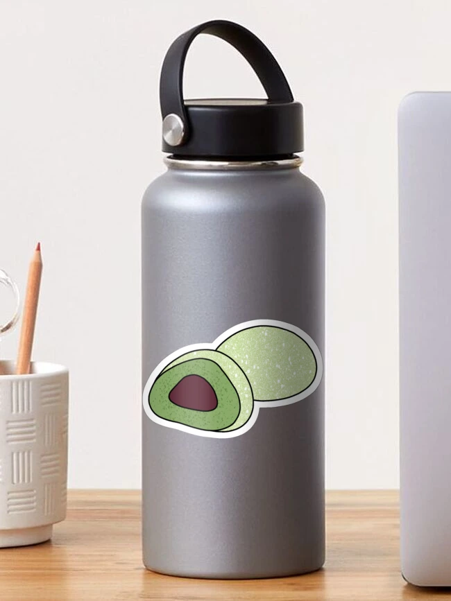Aperçu 1 sur 3. Sticker avec l'œuvre Mochi Matcha & Haricots Rouges créée et vendue par charrchaa.
