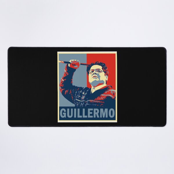 Aperçu de l'œuvre T-shirt Ce que nous faisons dans l'ombreGuillermo créée et vendue par MaxPetter.