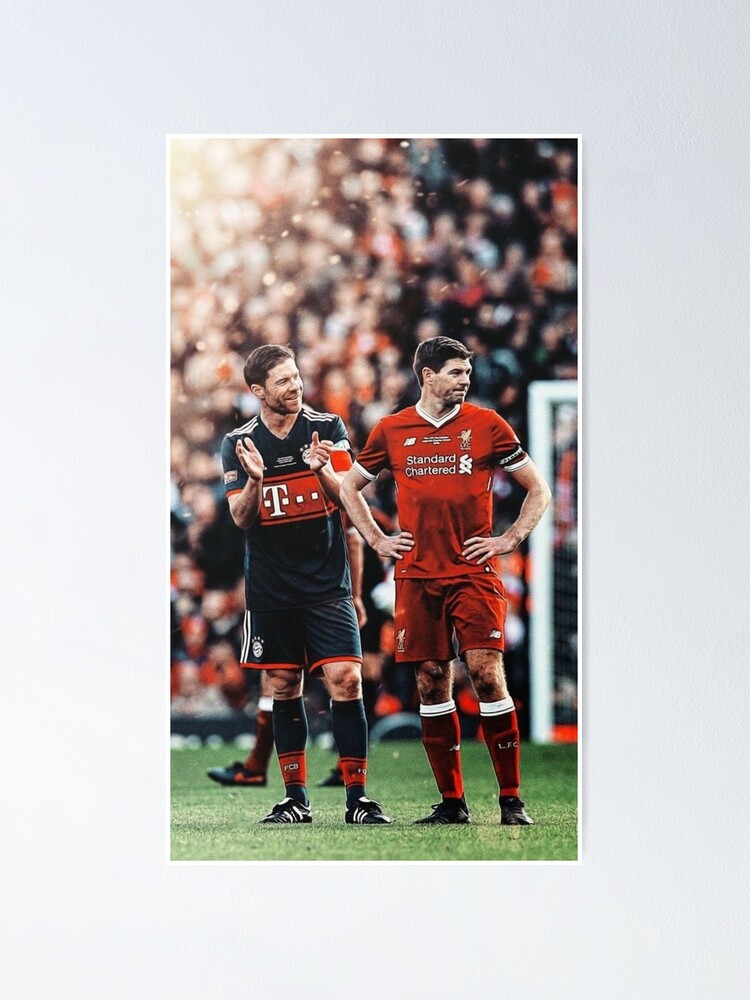 Liverpools fernando torres and steven gerrard stand dejected hi-res stock  photography and images - Alamy