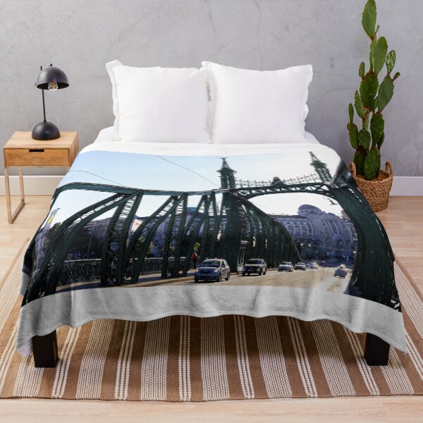 Item preview, Liberty bridge and the Gellért Thermal Bath designed and sold by zumi.