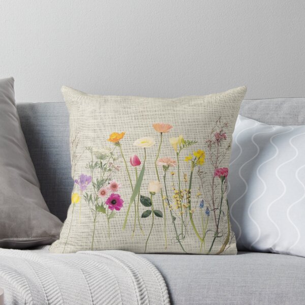 spring love Throw Pillow