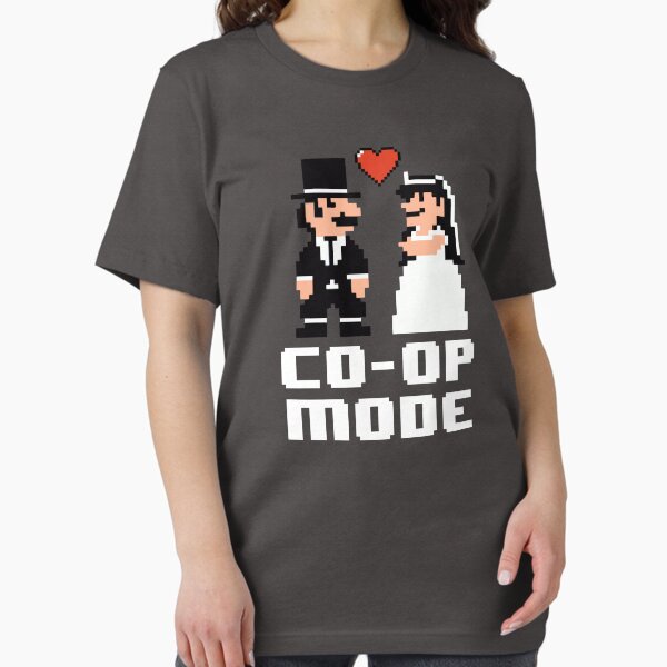 Aperçu de l'œuvre Co-op Mode - Nouvellement Couple de Gamer créée et vendue par Jamrock Design.