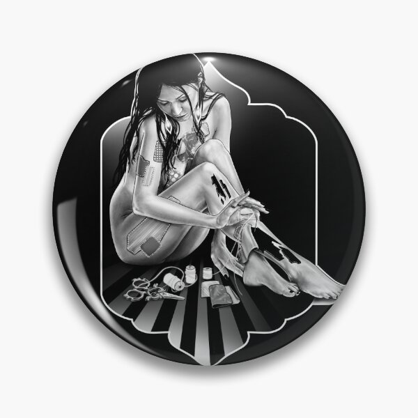 Artikelvorschau, Patch für Patch – ein Porträt (monochromatische Darstellung auf Schwarz) entworfen und verkauft von Anicatattoos.