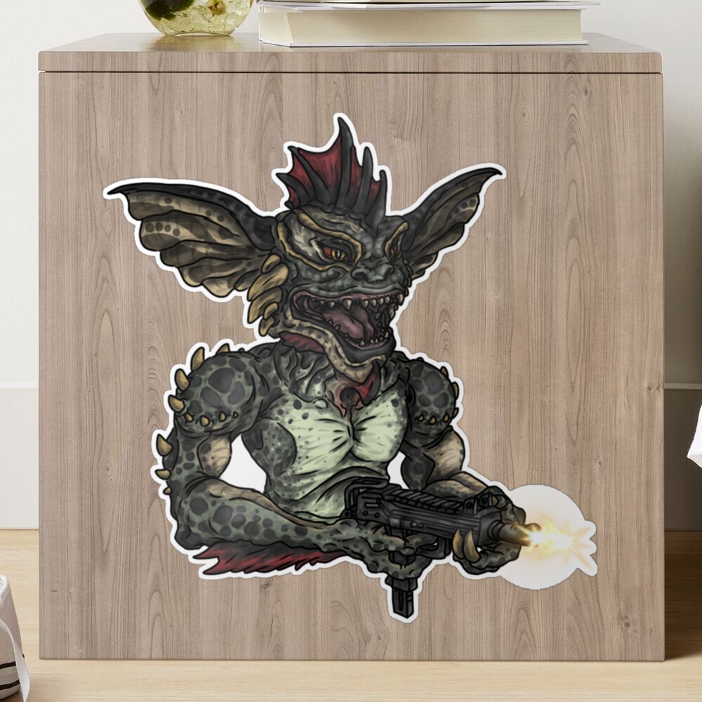 【ステッカー付】希少GREMLINS×GREMLINS×MORTAR 2体セット Gremlins 2 - Mohawk Prop Replica | TTSRLWB113 | Ozzie Collectables