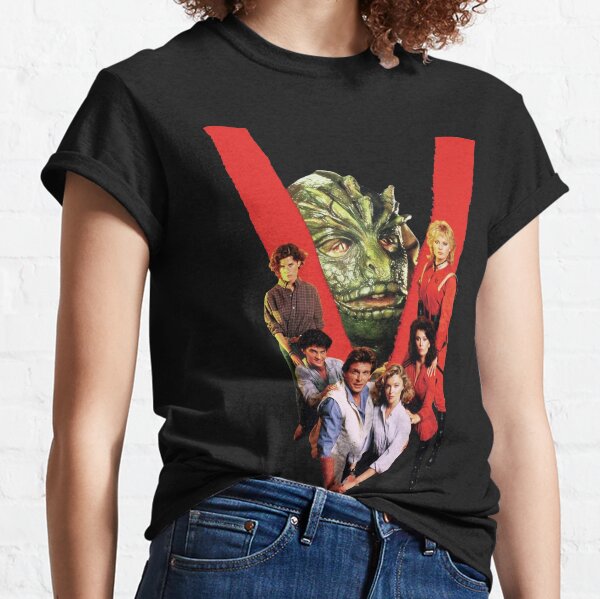where to put logo on back of shirt