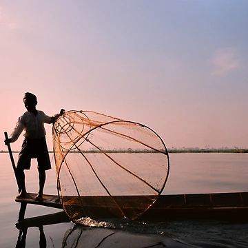 Artwork thumbnail, Lake Inle Leg Rower by Graham Prentice