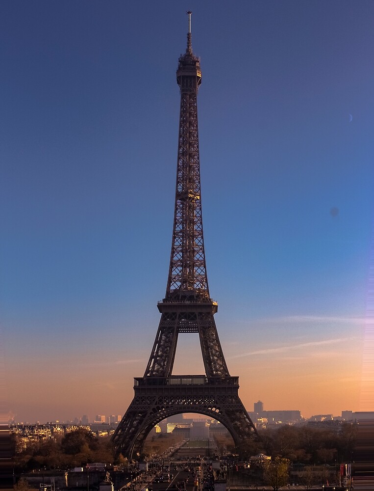 Tour Eiffel Au Coucher Du Soleil Paris Par Mcnkz Redbubble