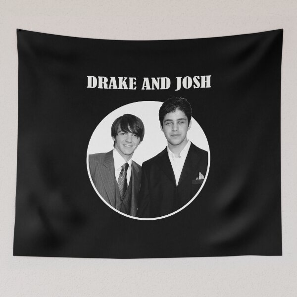 Artikelvorschau, Hör auf, meine Brüste anzustarren Drake und Josh entworfen und verkauft von LidiaRascon.