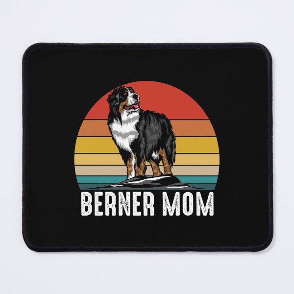 Aperçu de l'œuvre Bernese Mountain Dog Berner Mom créée et vendue par kudostees.