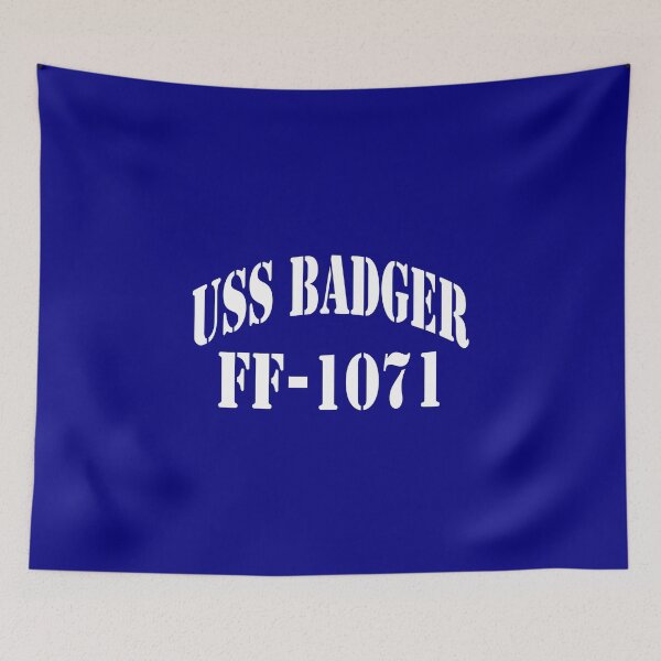 Aperçu de l'œuvre MAGASIN DU NAVIRE USS BADGER (FF-1071) créée et vendue par militarygifts.