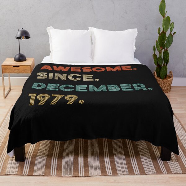 Artikelvorschau, Awesome Since December 1979 42 Year Old 42nd Birthday Gift entworfen und verkauft von Chloe43212.