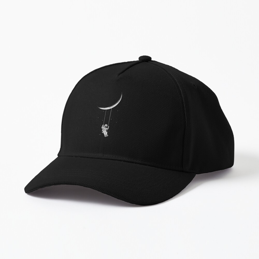 Discover Moon Swing Cap