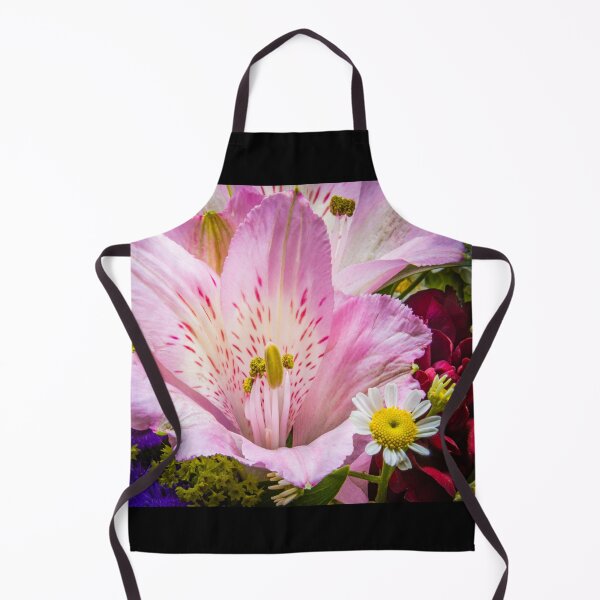 Artikelvorschau, Exquisite Magie der Blüten # 3 entworfen und verkauft von Lyl Dil Creations.