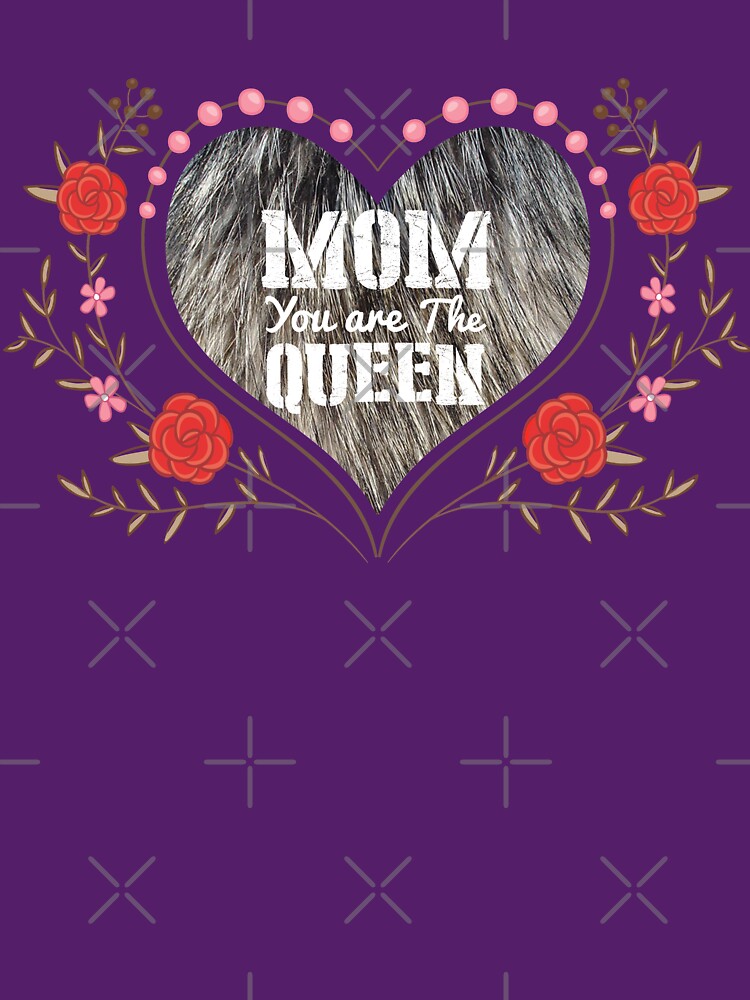 Disover MOM You Are The Queen , heart with wolf fur Classic T-Shirt