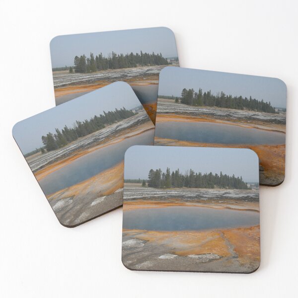 Item preview, Piscina de Yellowstone designed and sold by Kim Pruim.