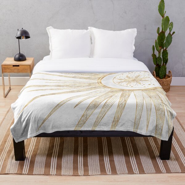 Aperçu de l'œuvre Conception élégante de mandala de soleil de lune de griffonnages d'or créée et vendue par NdesignTrend.