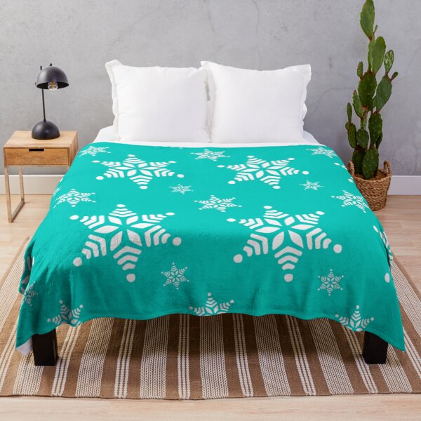 Aperçu de l'œuvre Snow Flake Cute Colorful Christmas Pattern - Etoile des Neiges Christmas Pattern Bleu Turquoise créée et vendue par iziskosmos.