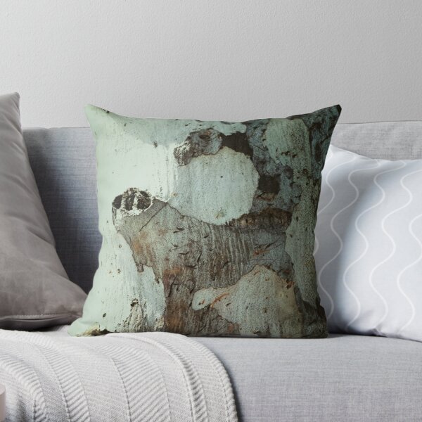 friends help you reach higher places (see description) Throw Pillow