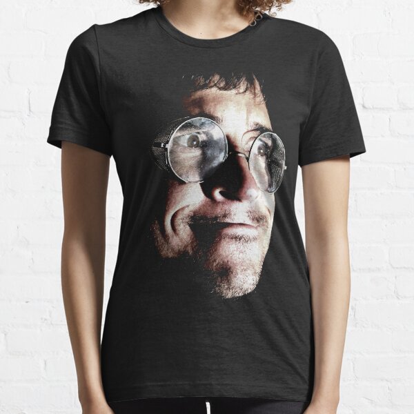 I'm so vain I bet I think this t-shirt's about me (the official KT-t) Essential T-Shirt