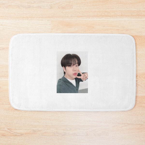 Aperçu de l'œuvre ACE Byeongkwan créée et vendue par danielletrisha.