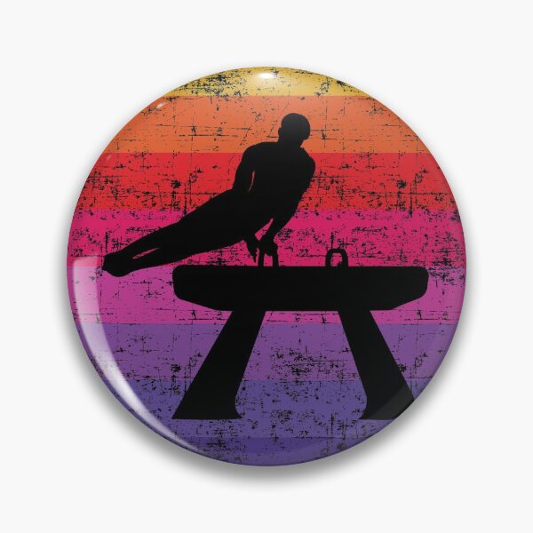 Artikelvorschau, Kunstturnen Seitpferd Turnerin Vintage Retro entworfen und verkauft von TastefulTees.